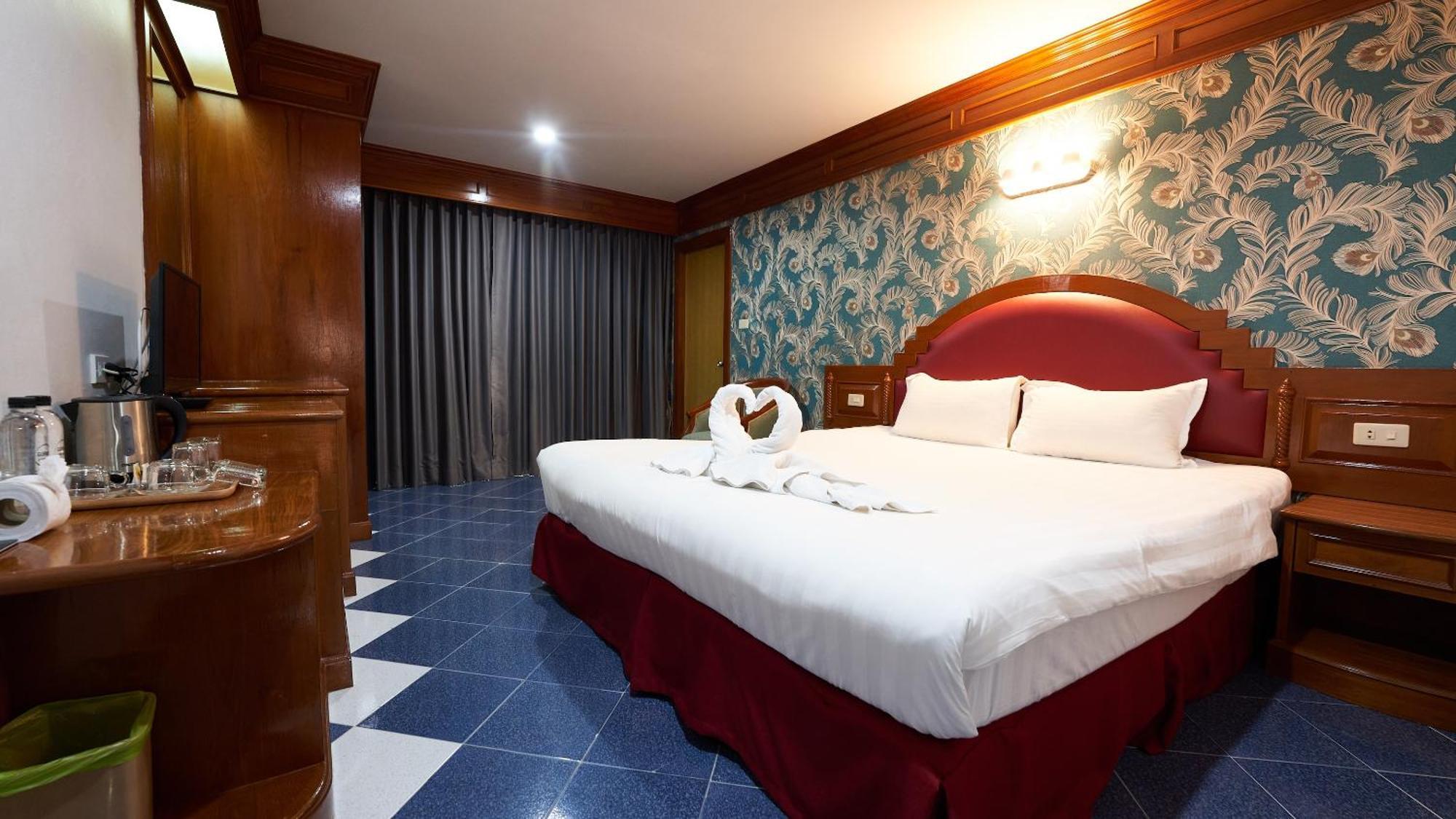 Lime Hotel