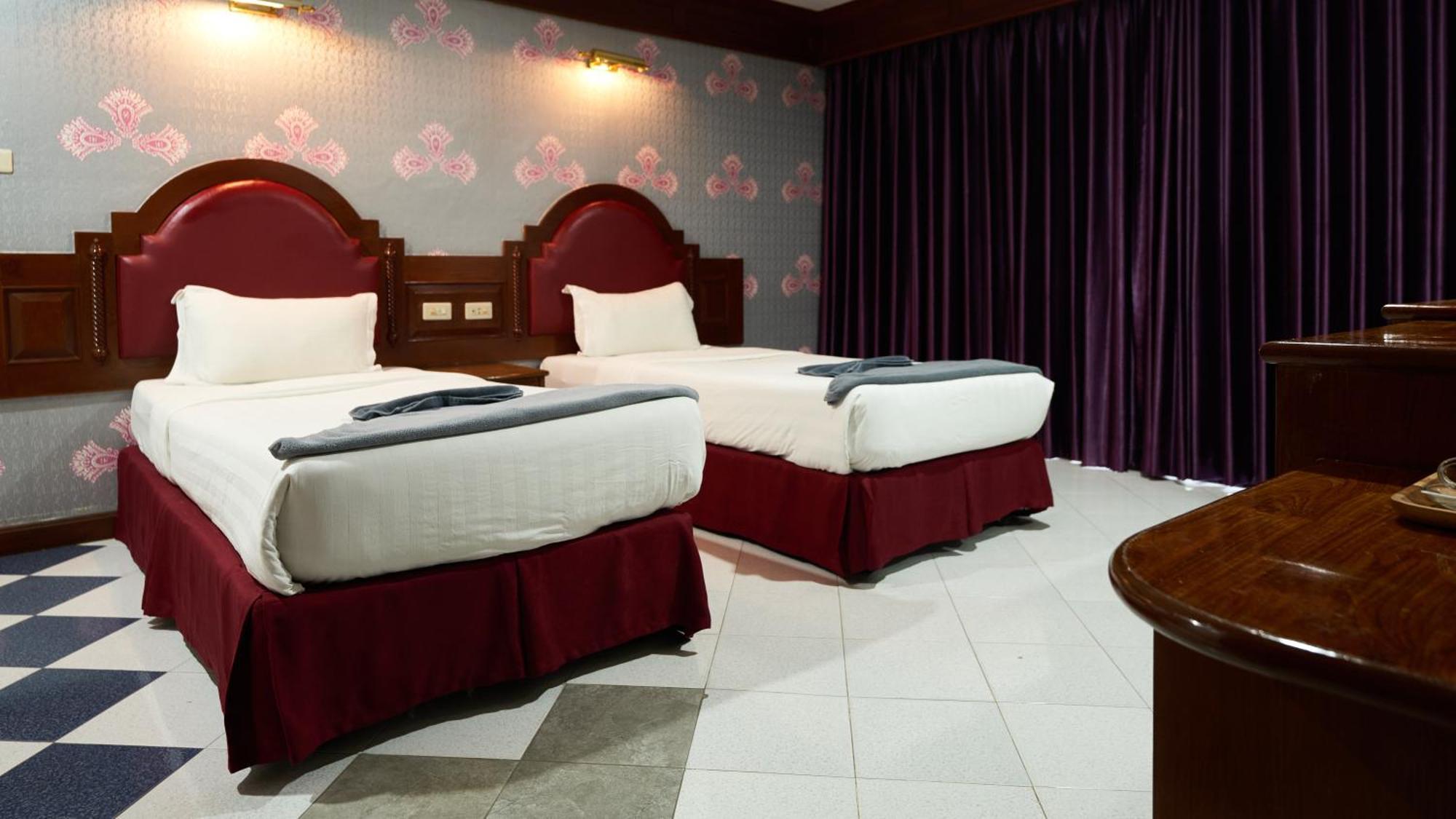 Khách sạn Lime Patong