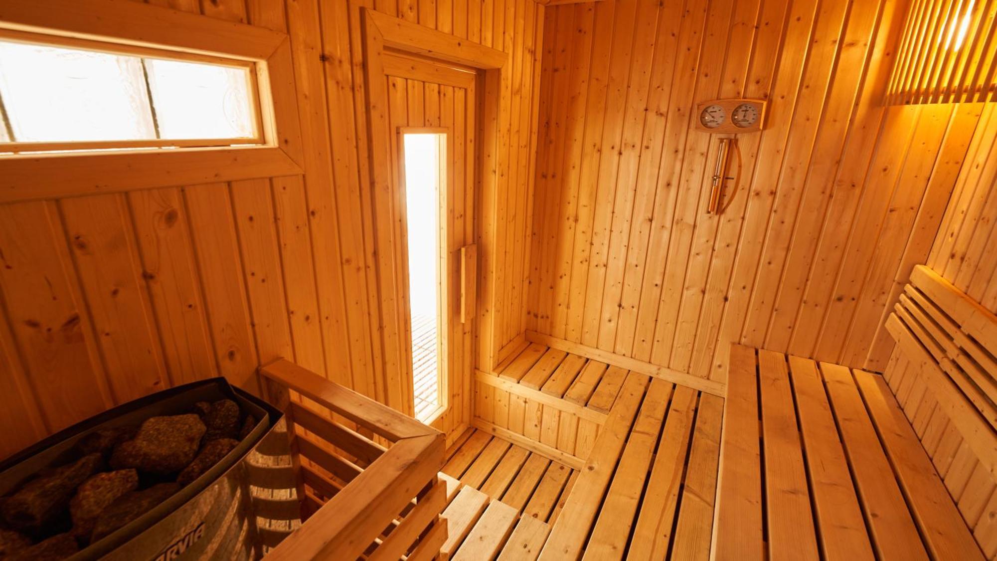 Khách sạn Lime 3*